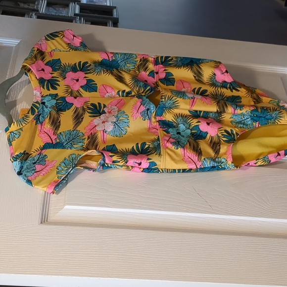 Art Class tropical pattern swimsuit - Picture 4 of 6